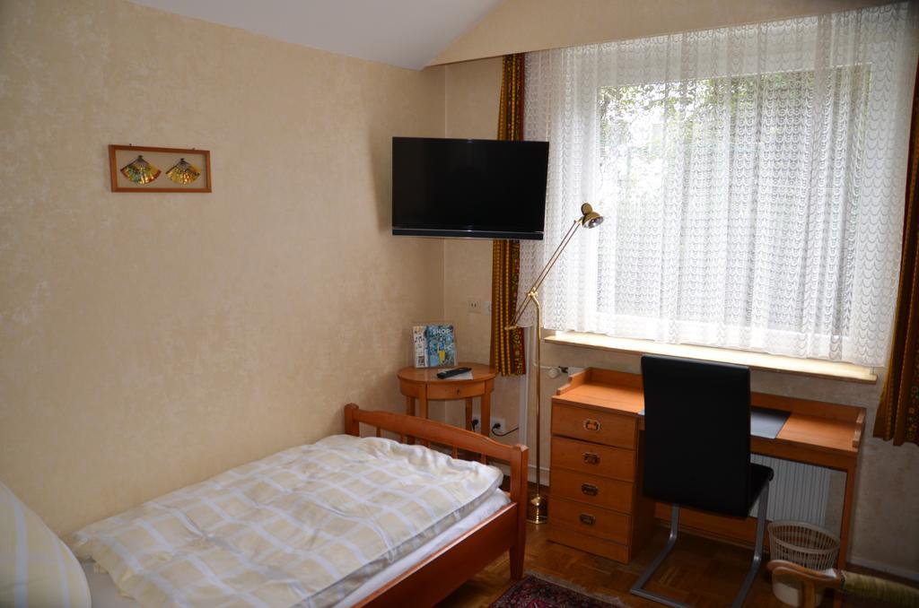 Hotel Waldersee Ганновер Экстерьер фото