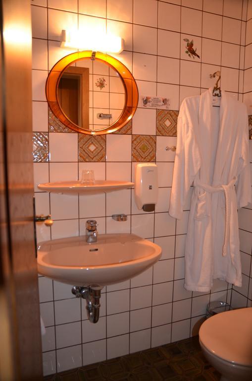 Hotel Waldersee Ганновер Экстерьер фото